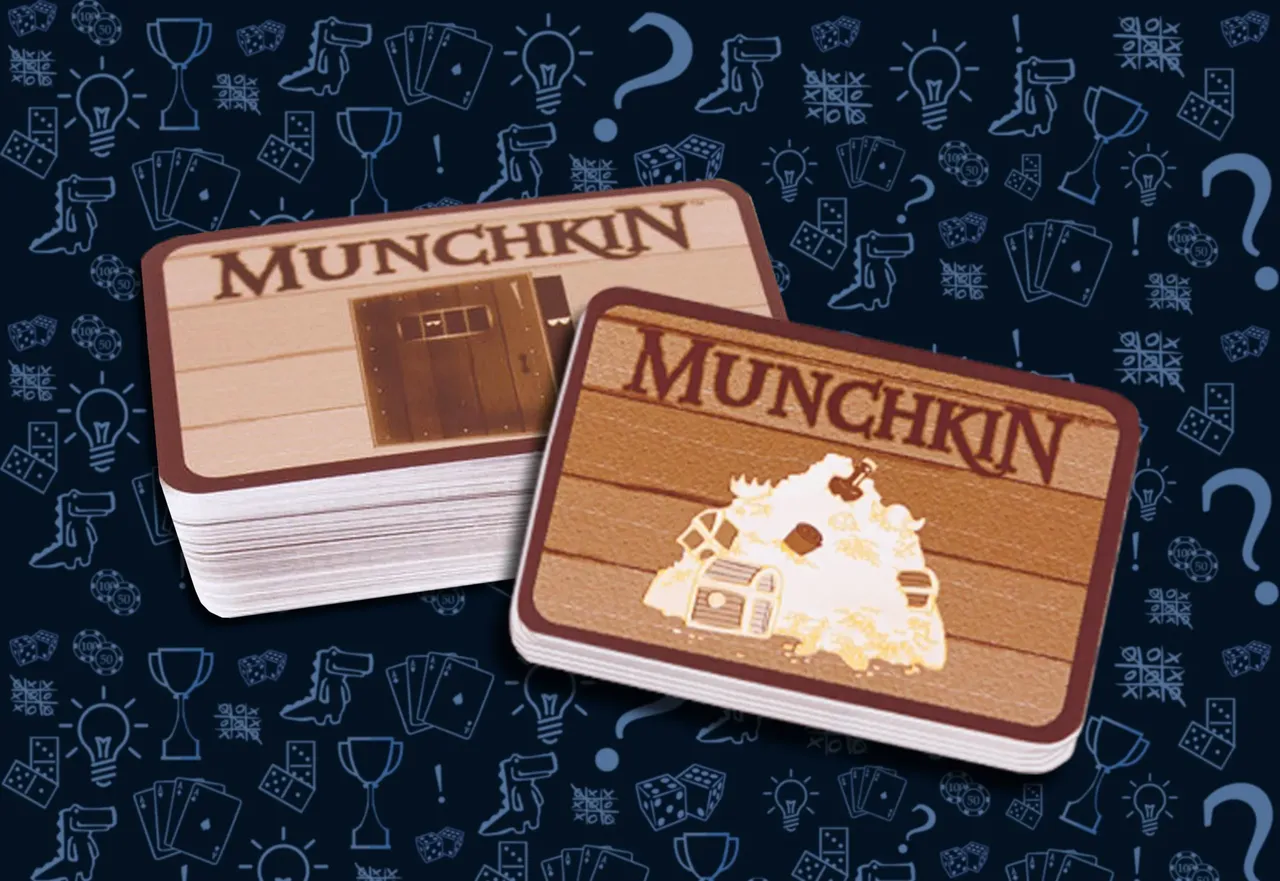 Карты сокровищ и дверей в настольной игре Манчкин